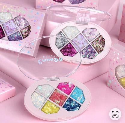 Cmaadu Multichrome Eyeshadow Palette